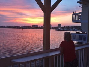 Property grounds - Free Beach Service, Breathtaking Views of Harbor! Sandpiper Cove 1229! (Destin)