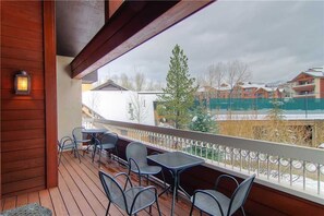 Condo, Plusieurs lits (2208 Timberline Lodge, Trappeur's Cro) | Terrasse/patio