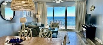 Luxurious Condo on the 5th Floor!  Only a 7 Minute Walk to Flora Bama!