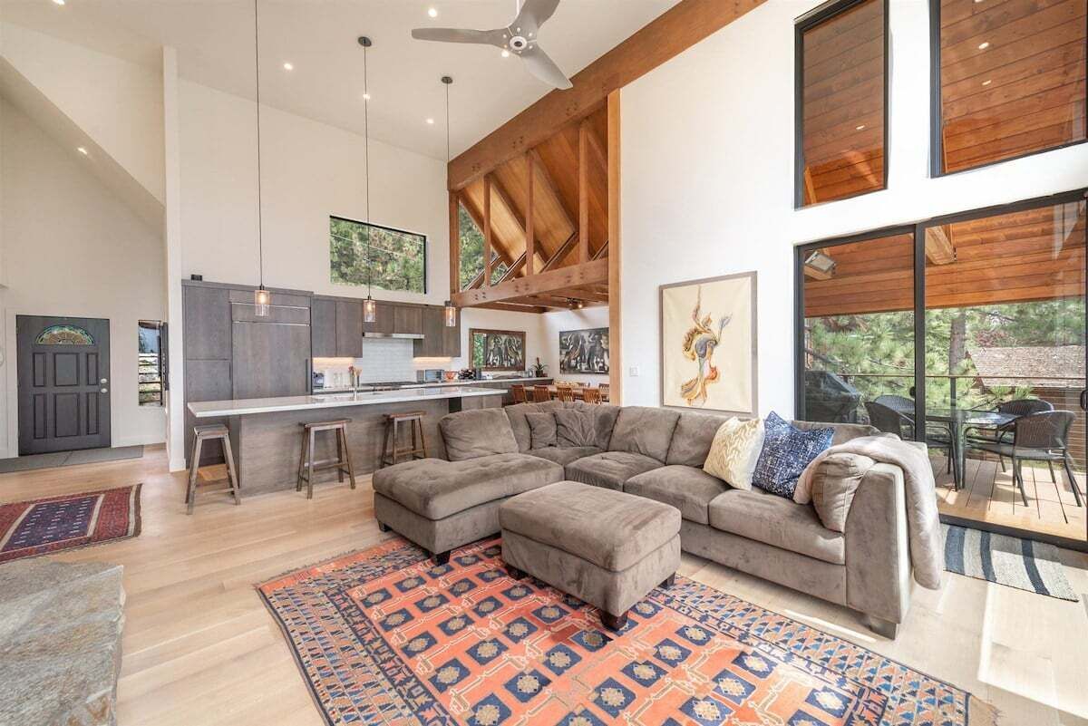 TV, fireplace, offices, computer monitors