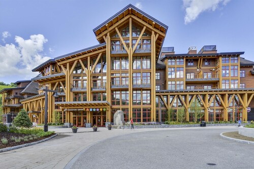 Studio 373: fireplace, a/c, & Spruce Peak amenities!