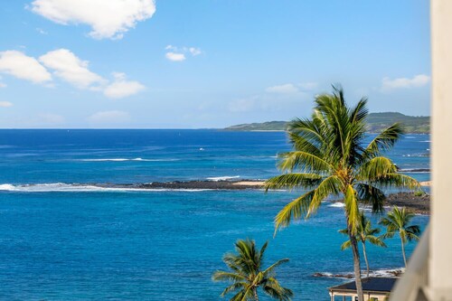 Sunset Kahili 506, Spectacular Views 1BR condo