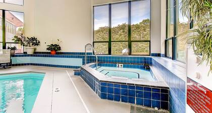 Sunrise Mountain Village - Länsi-Glade J-1- Ski in-Ski Out