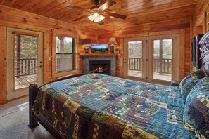 5 soverom, strykejern/-brett, internettilgang og sengetøy