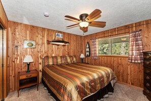 5 bedrooms, WiFi, bed sheets - Marina Landing by Destination Big Bear : Lakefront! Private Dock! Steps to Holloway's! Game Room! Views! Fireplace! Cable TV! BBQ! Hot Tub! (Big Bear Lake)