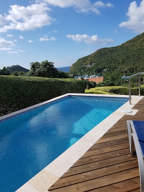Piscine extérieure