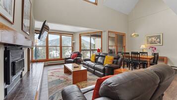 TV, fireplace, DVD player