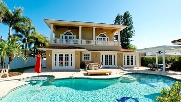 Unclassified image, 1 of 50, button