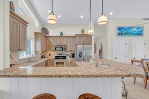 Unclassified image, 2 of 50, button