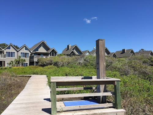 Kiawah Seascape Villa on kokonaan uusittu 2018