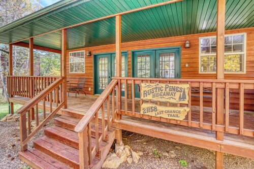Great Terry Peak location with hot tub & garage