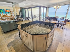 Interior - 9th Fl Beachfront  Sandestin Condo with Private Beach Access. Beachside 1 4090 (Miramar Beach)