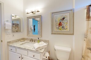 ヘアドライヤー、タオル