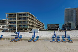 Exterior - BEACH SIDE Condo! 2 Bedroom! GREAT Rates! (Gulf Shores)
