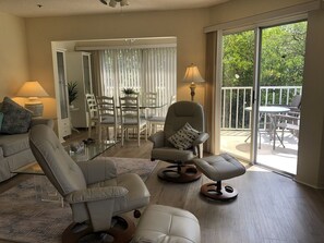 Unclassified image, 5 of 43, button