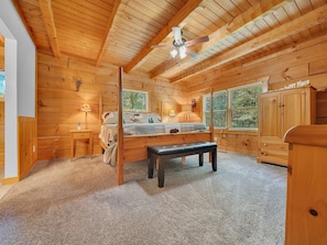 4 bedrooms, iron/ironing board, free WiFi, bed sheets - ER3 - Best of Both Worlds -Great location-Close to town (Pigeon Forge)