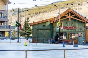 Property grounds - River Run Condo w/ Slope Views from Balcony, Walk To Gondola/Shops/Dining! (Keystone)