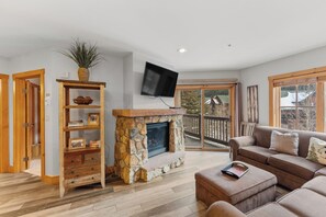 TV, fireplace, DVD player - River Run Condo w/ Slope Views from Balcony, Walk To Gondola/Shops/Dining! (Keystone)
