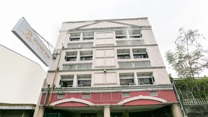 Exterior - Royale Parc Inn & Suites (Quezon City)