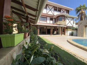 Terrace/patio - Hotel BY Armonia SCZ (Santa Cruz)