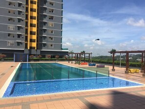 Utomhuspool