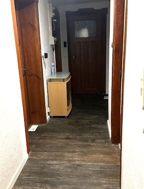 Basic Single Room, Shared Bathroom | Miscellaneous