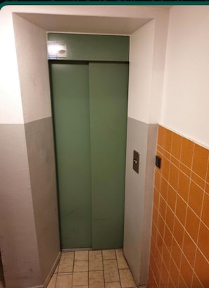 Basic Single Room, Shared Bathroom | Miscellaneous