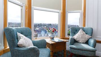 Superior Double Room, Ensuite, City View | Desk, free WiFi, bed sheets