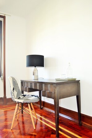 Deluxe Suite | Room amenity - Feeling Eduardo VII (Lisbon)