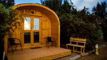 Bungalow Basic, 1 kamar tidur, kamar mandi umum | Teras/patio