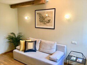 1 chambre, fer et planche à repasser, Wi-Fi gratuit
