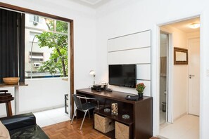 Departamento | Sala de estar | Televisión de pantalla plana 