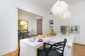 Apartment, 2 Bedrooms | Living area