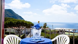 Double Room, Sea View | Balcony - Hotel Costa Citara (Forio)