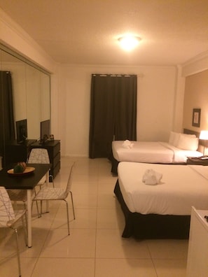 Economy House | Free wired Internet