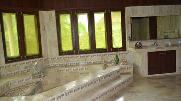 House | Bathroom