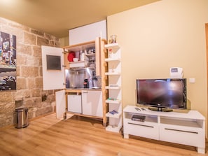City Studio | Private kitchenette - RIBEIRA by YoursPorto (Porto)