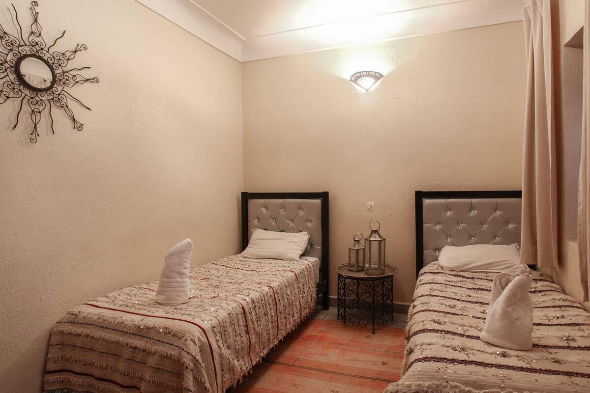8 bedrooms, iron/ironing board, free WiFi, bed sheets