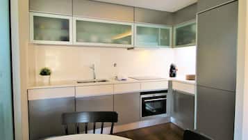 Studio Premium, vue fleuve | Cuisine privée