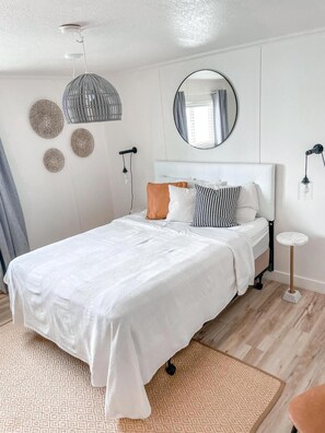 Desk, free WiFi, bed sheets, wheelchair access