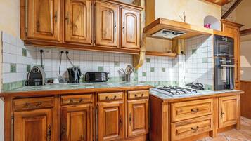 Studio Classique, 1 chambre | Cuisine privée | Chaise haute, filtres à café/thé (réutilisables)