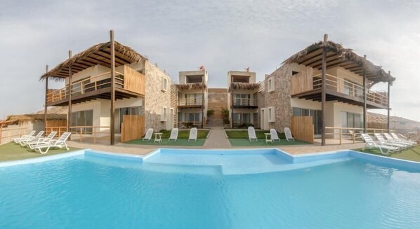 Piscina all'aperto