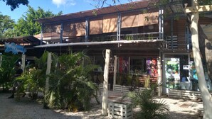 Front of property - Tuanis B&B Tamarindo (Tamarindo)