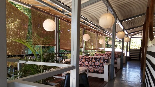 Lobby sitting area - Tuanis B&B Tamarindo (Tamarindo)