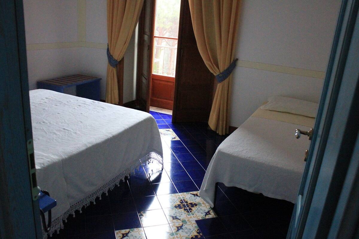 Suite (5 pax) | 8 camere, con stile personalizzato, con arredamento individuale