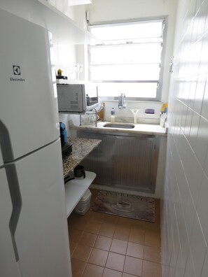 Private kitchen - Leblon Apartment (Rio de Janeiro)