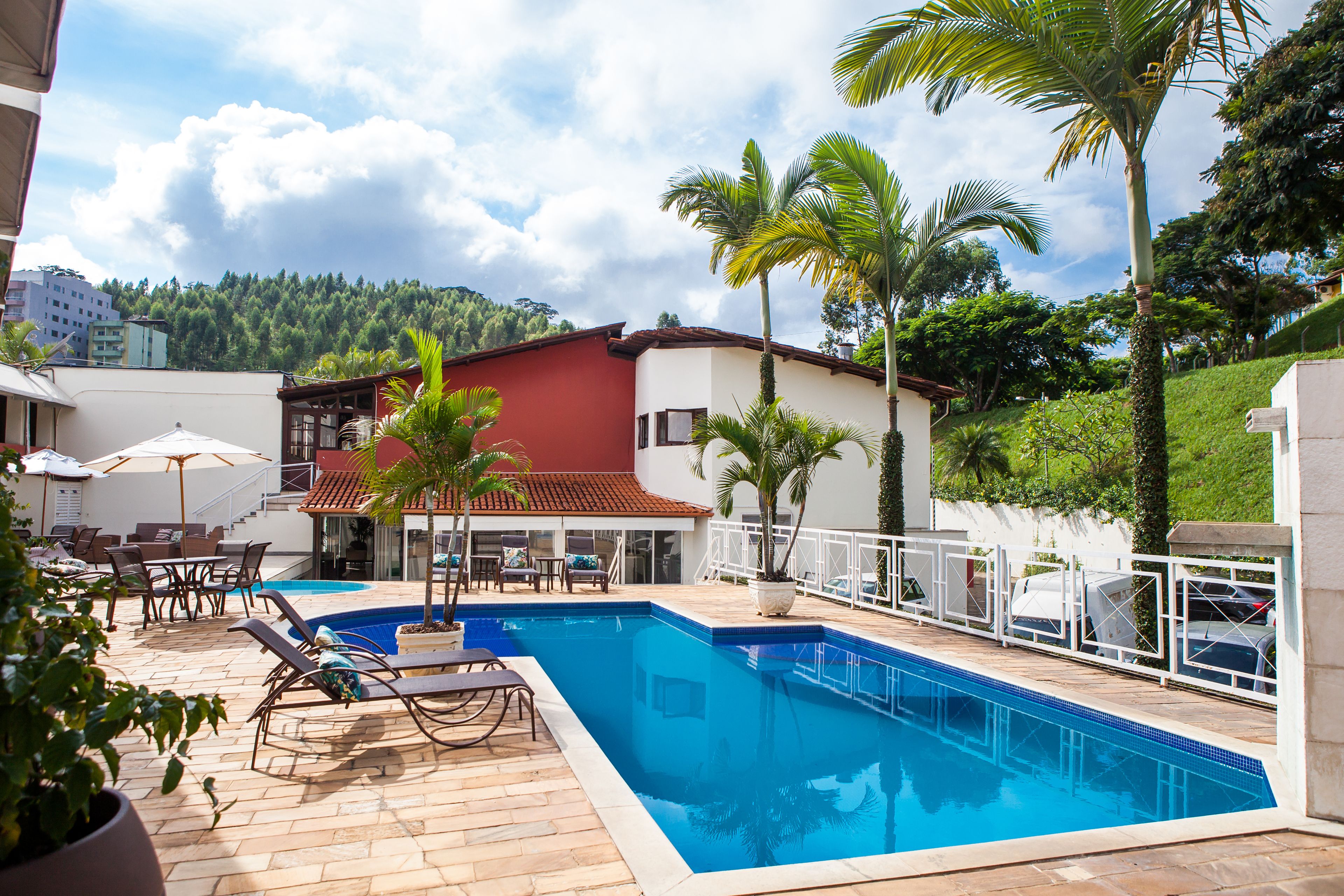 outdoor pool, pool loungers