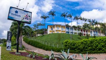 Fachada da propriedade