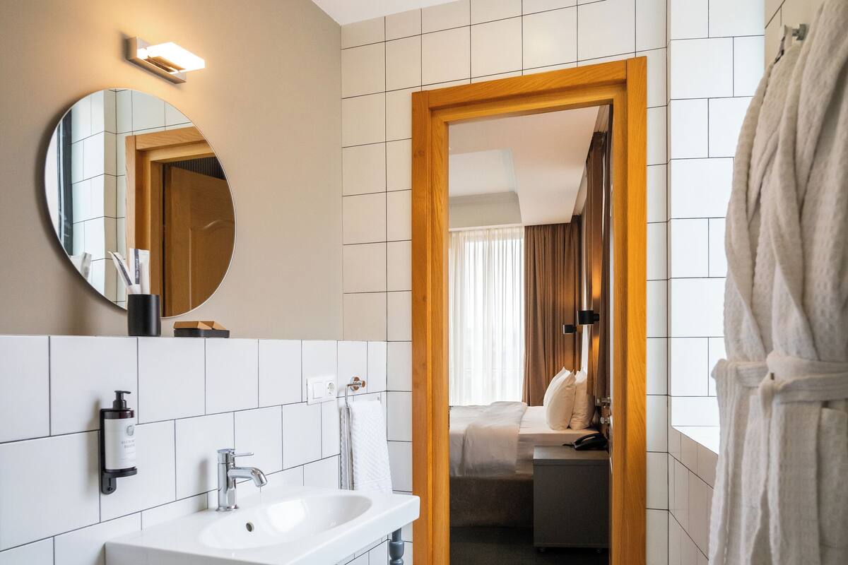 shower, free toiletries, hair dryer, bathrobes