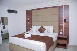 Standardzimmer | 1 Schlafzimmer, hochwertige Bettwaren, Schreibtisch